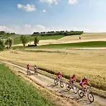 Le Strade Del Gavi Bed & Breakfast