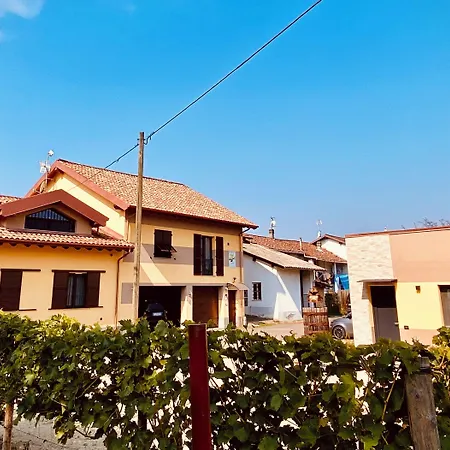 Alojamento de Acomodação e Pequeno-almoço Le Strade Del Gavi 3*